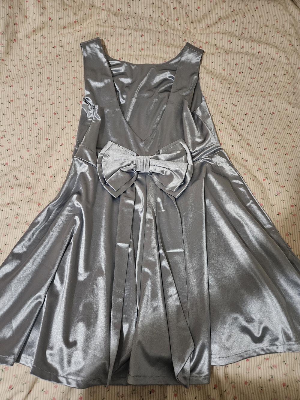 Shimmer Satin Silver Bow-Accent Women's Dress